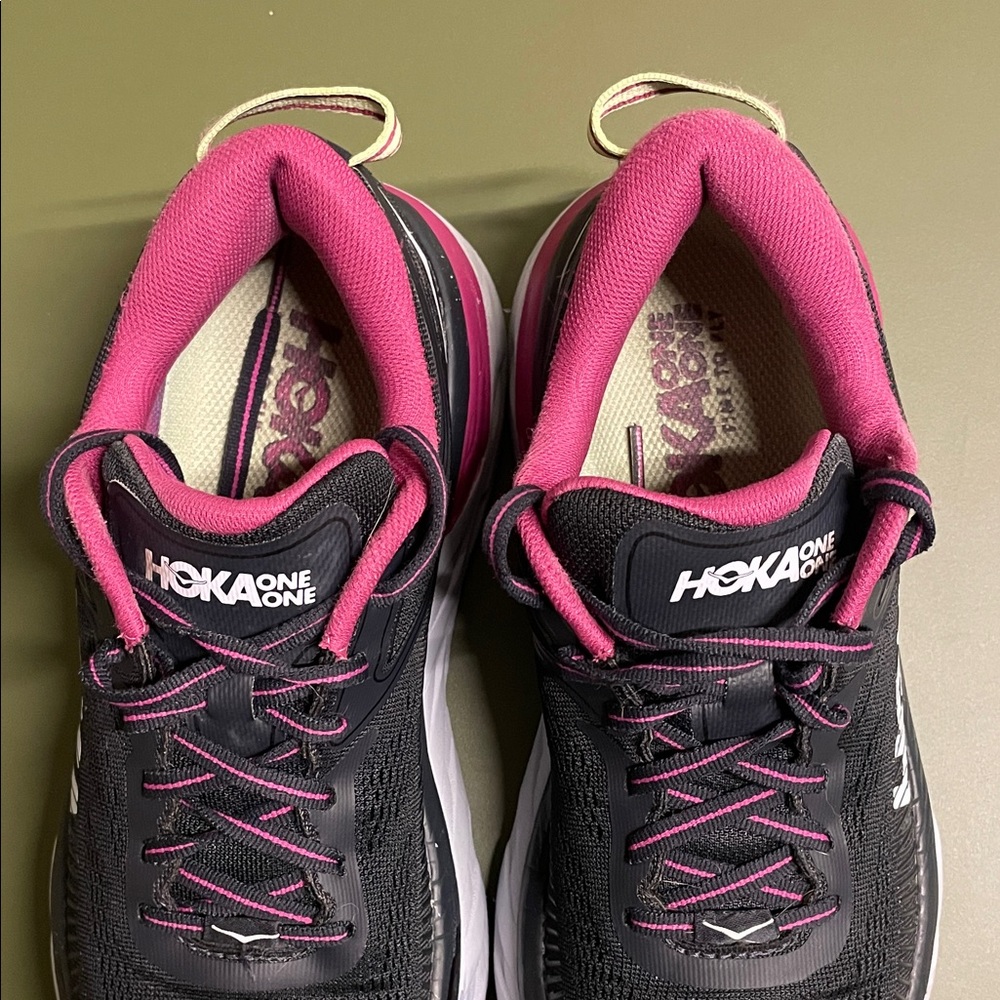 Hoka Women's Bondi 7 Athletic Shoes, 7.5M - Picture 5 of 10